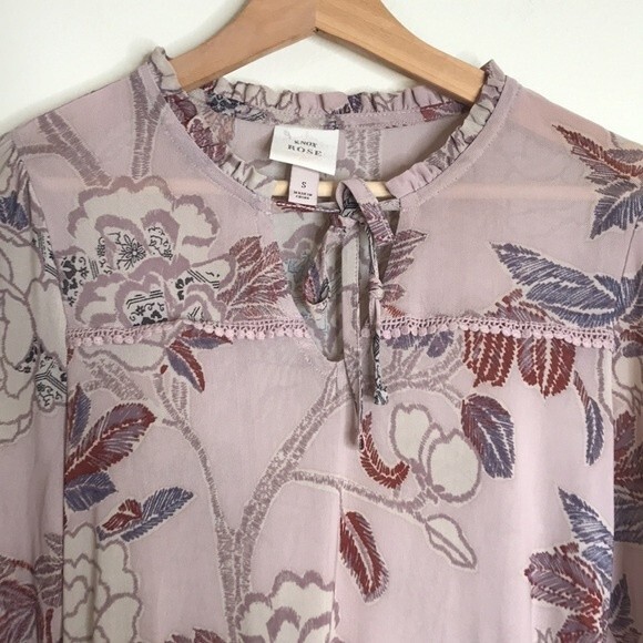 Knox Rose Floral Blouse Boho Peasant Top Ruffles Bell Sleeves Beige Pink Size S - Picture 5 of 12